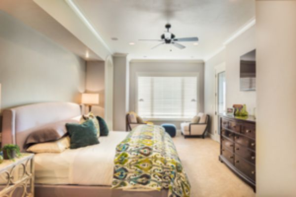 先吊顶还是先定制衣柜